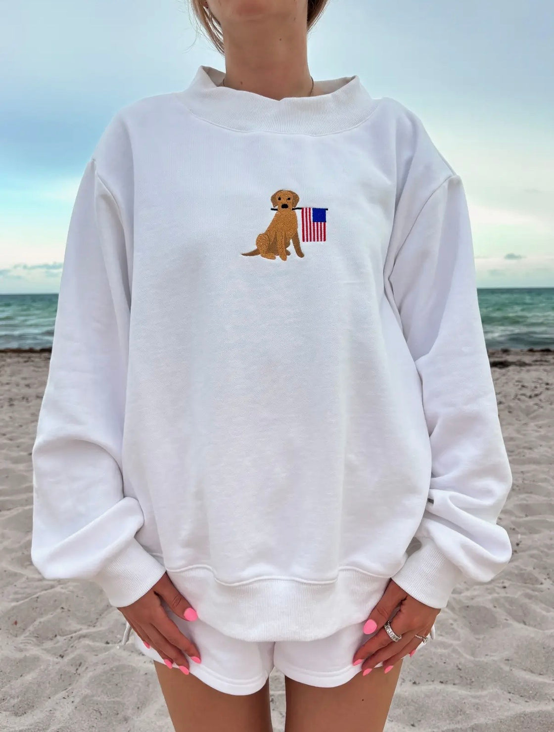 White American Flag Dog
Mockneck Sweatshirt 100%
Cotton