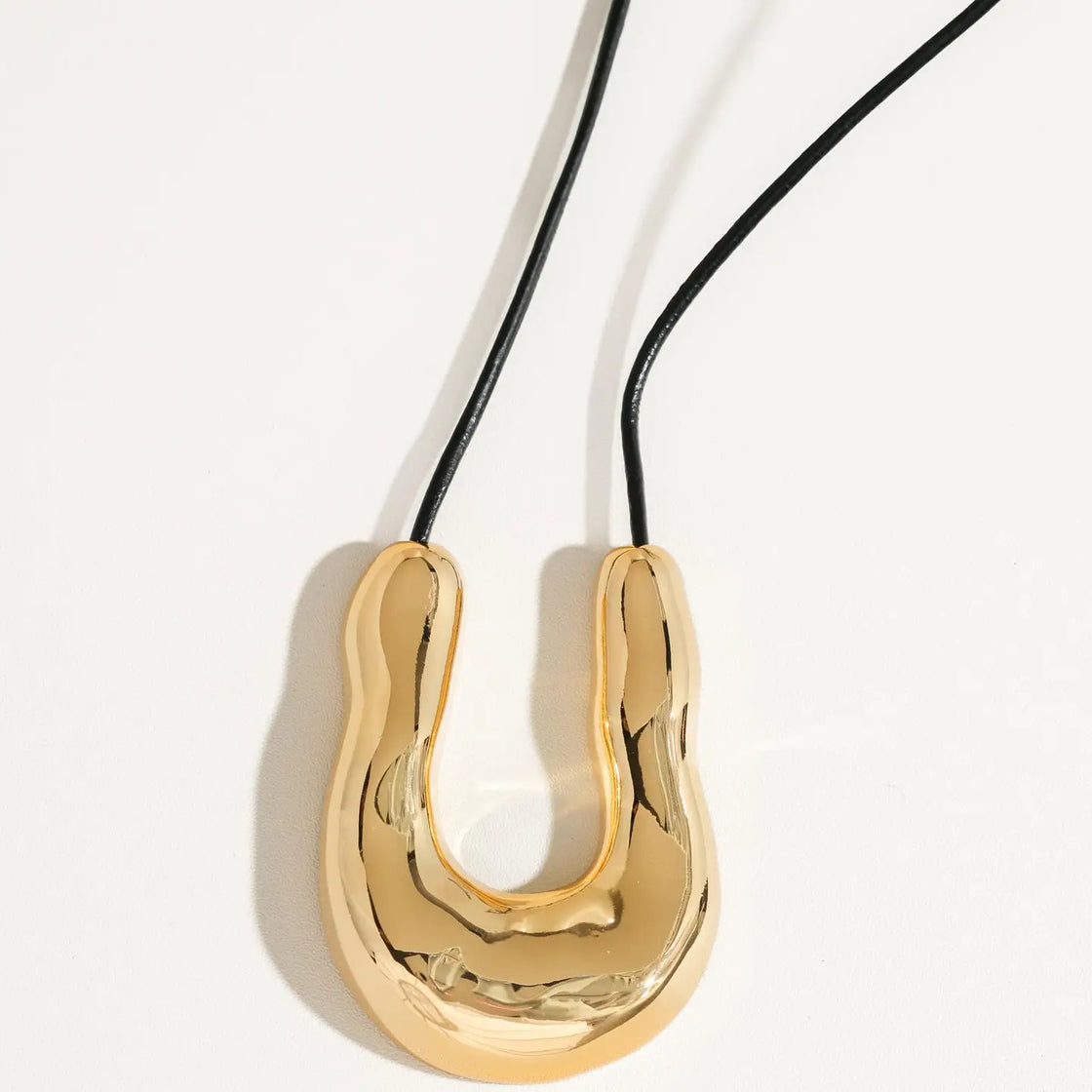 Gold Horseshoe Western Necklace