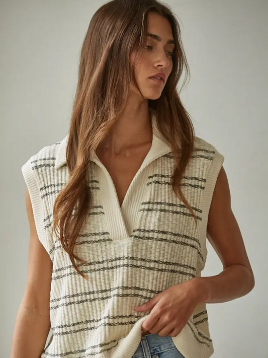 Knit Open Collar Neck Sleeveless Top